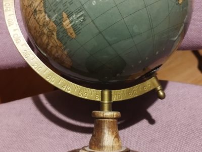 Kleiner dekorativer Globus