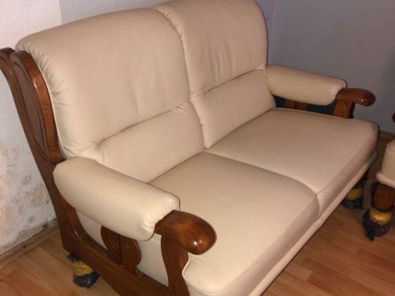 Italienische Ledersofas 3 und 2