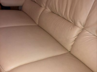 Italienische Ledersofas 3 und 2